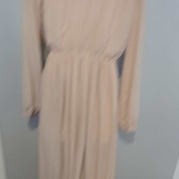 Elegant Peach Maxi Dress - Picture 7 of 12